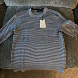THEORY Ollis Crewneck sweater in Frost/Eclipse. Size medium. Brand new with tags